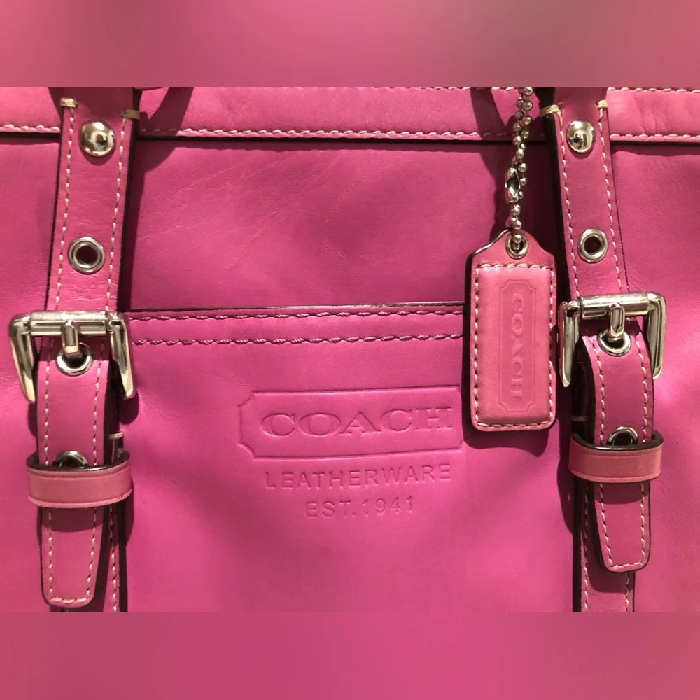 COACH F12343 PINK/MAGENTA LEATHER GALLERY EAST WEST TOTE WITH HANGTAG - Picture 16 of 16